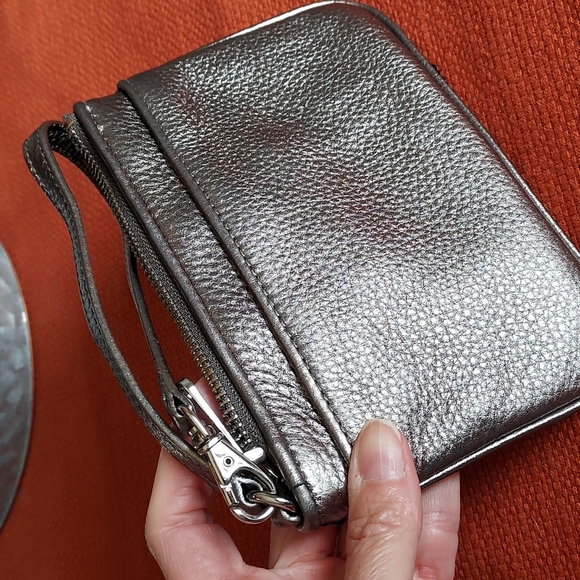 Michael Kors Sequined Wristlet - Picture 9 of 9